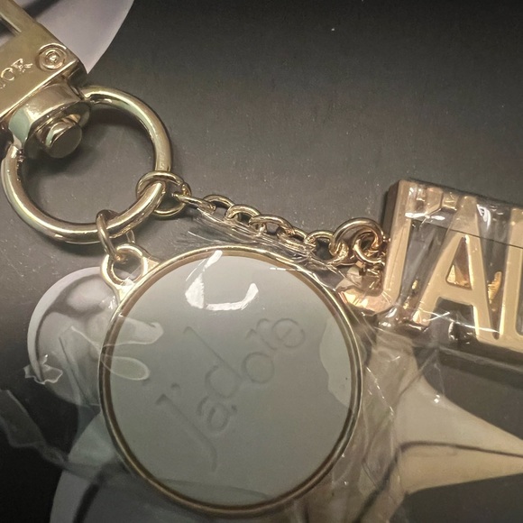 NIB DIOR Holiday 2024 Exclusive Gold Cosmetic Bag and j’adore bag charm bundle - Picture 6 of 7